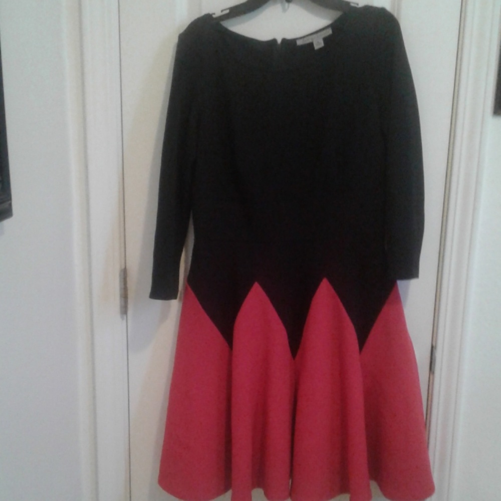 danny and nicole dress